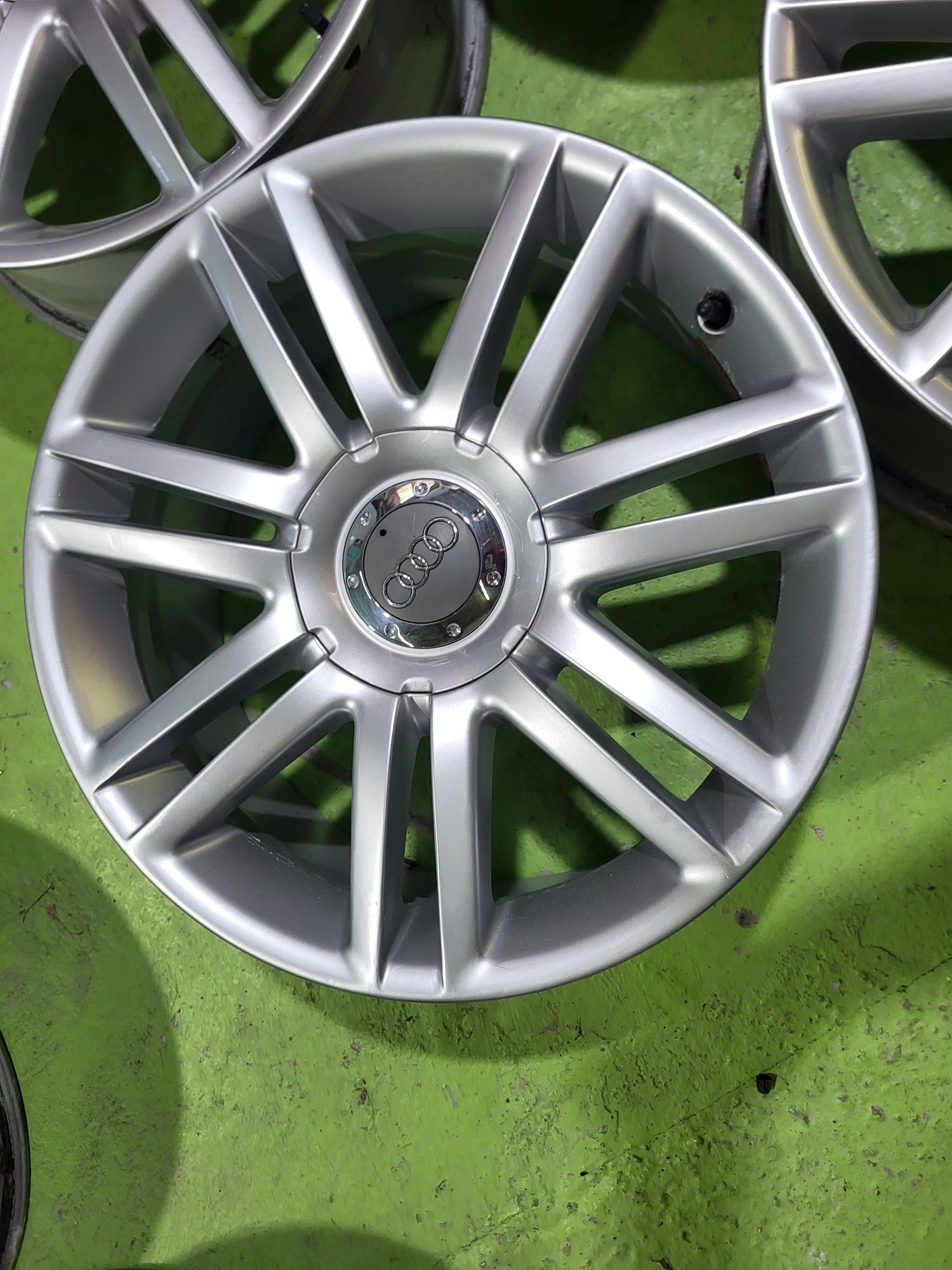 18 5x112 Audi A6 4f A4 A3 Vw 5х112