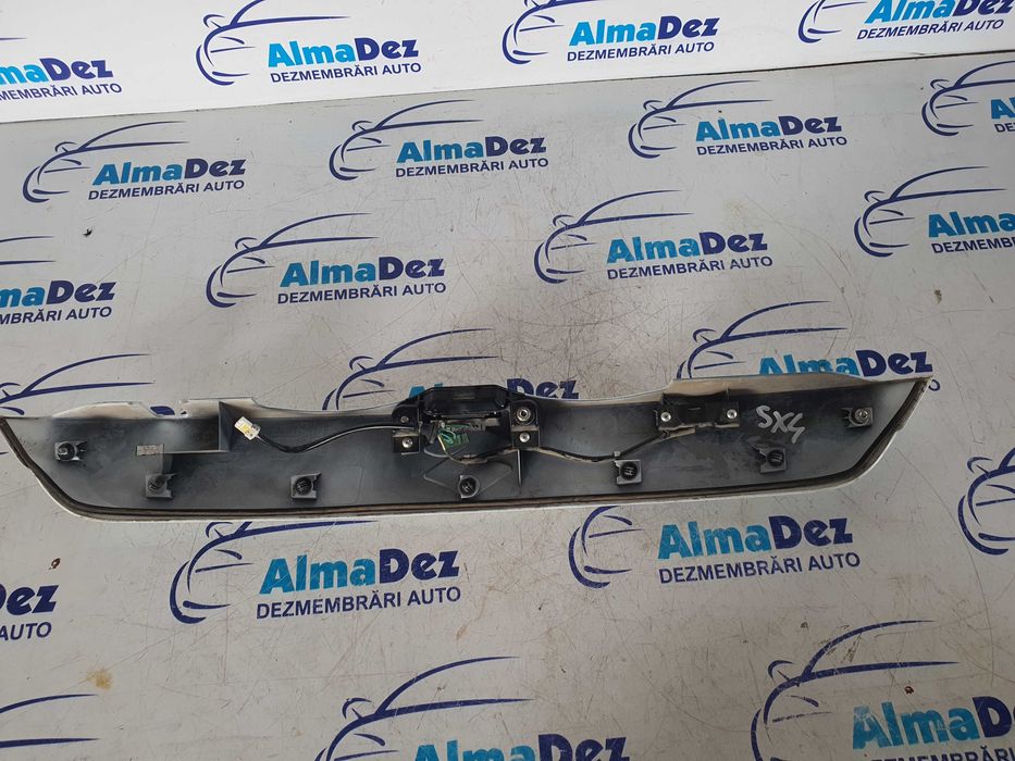 Ornament haion Suzuki SX4 S CROSS 2019