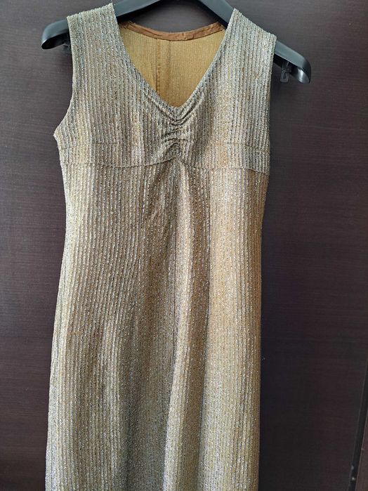 Vand rochie de ocazie