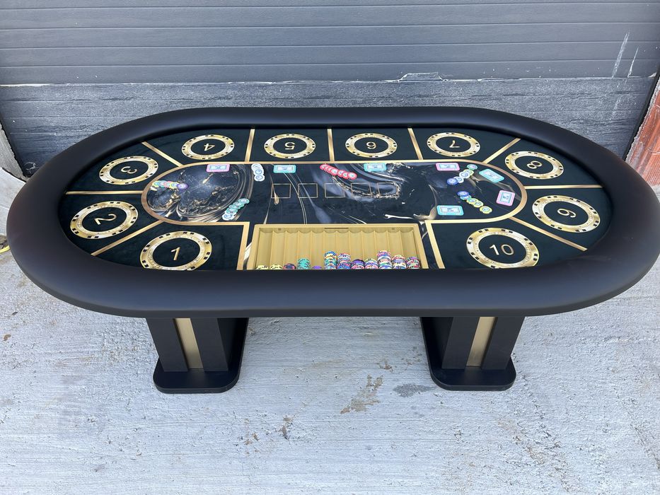 Masa poker atipica CustomTables.eu mese poker la comanda logo tau