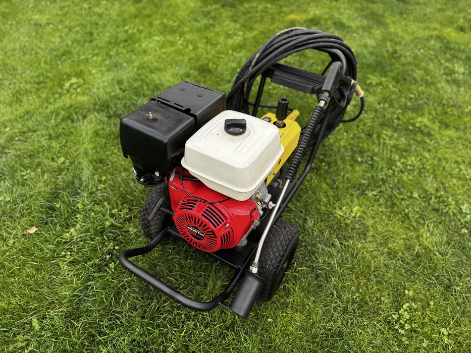 Aparat de spalat cu presiune Kärcher HD 1050B, Honda GX390, 250 bari