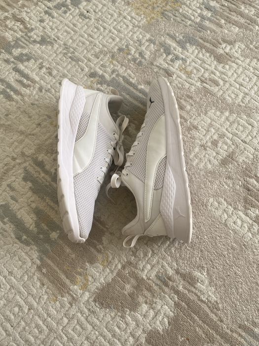 Хорошие кроссовки оригинальные