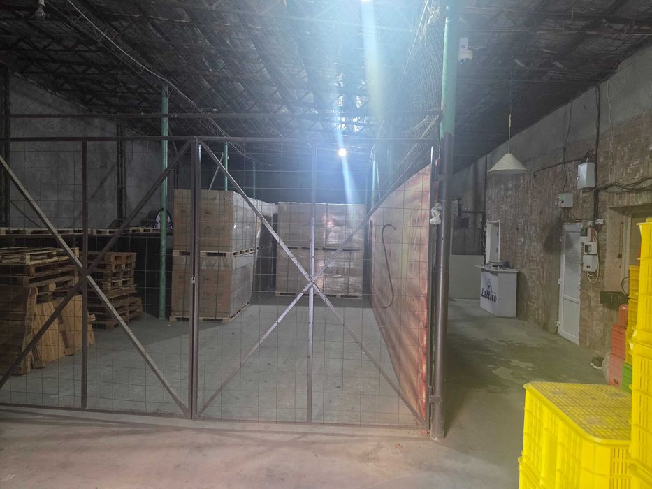 Ofis va ombor bazasi sotiladi / Продается офисно-складская база