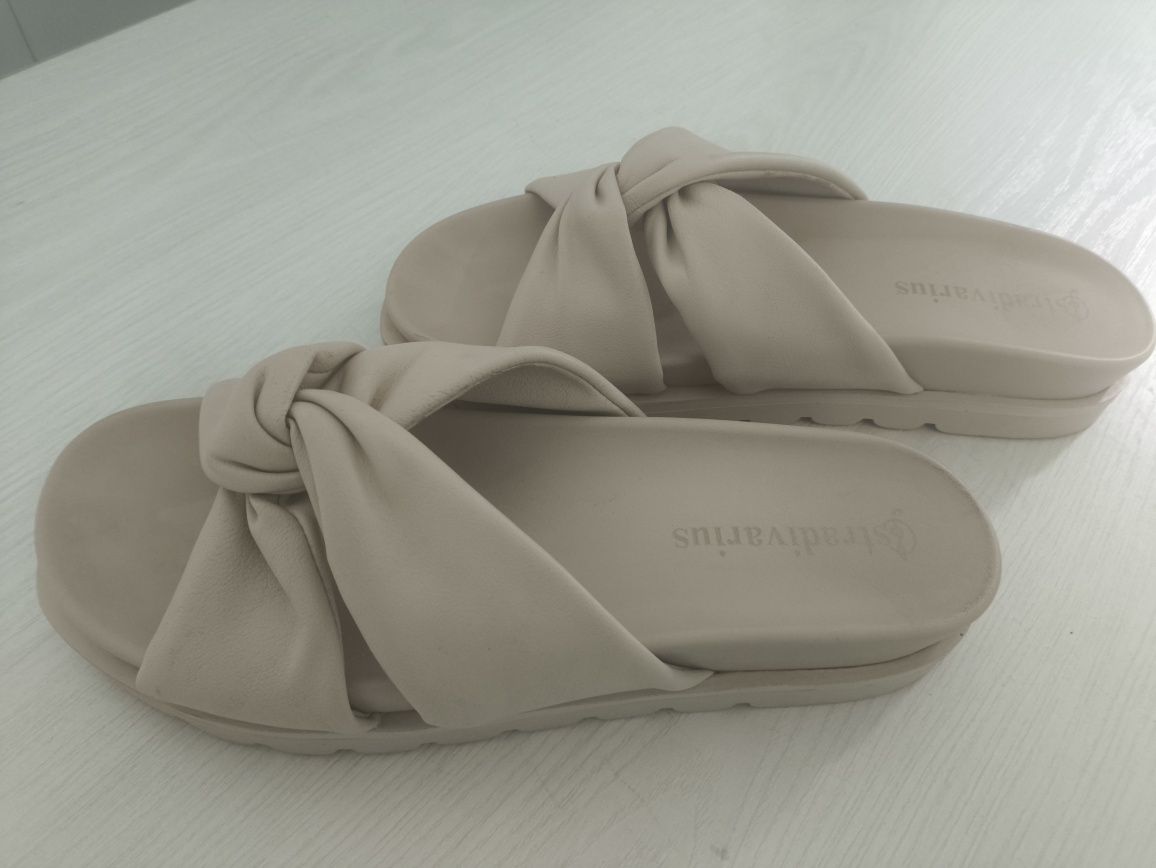 Шлепки Stradivarius размер 40
