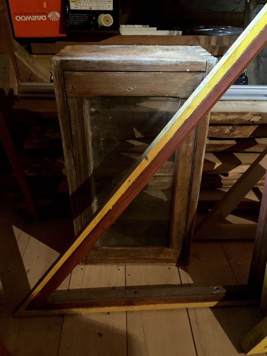 Geamuri vechi, demolari, diverse dimensiuni