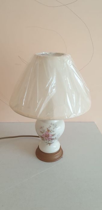 Accesoriu decorațiune lampa vintage colectie portelan Anglia 1970