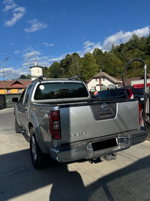 Nissan Navara de vânzare, stare excelentă și gata de drum