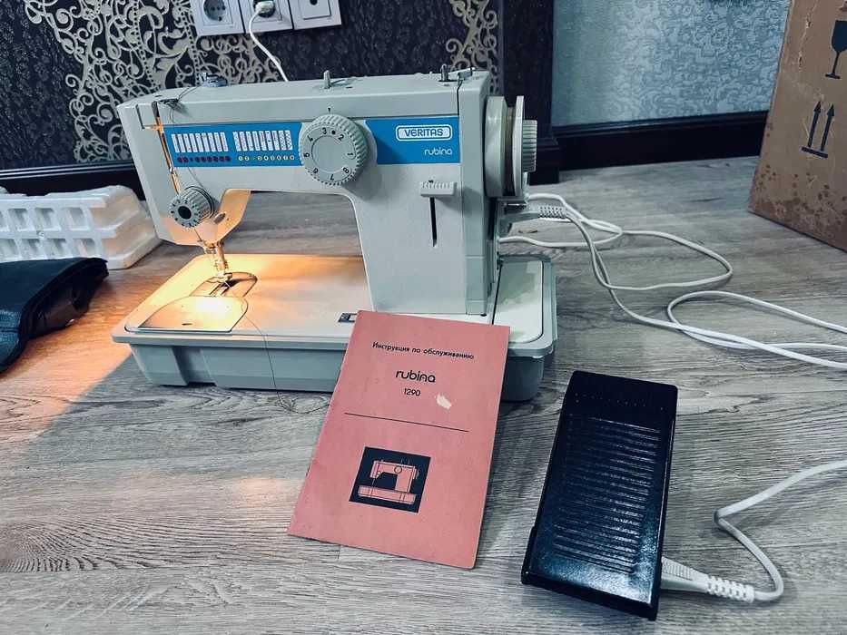 Отличная швейная машинка Veritas Rubina 1290