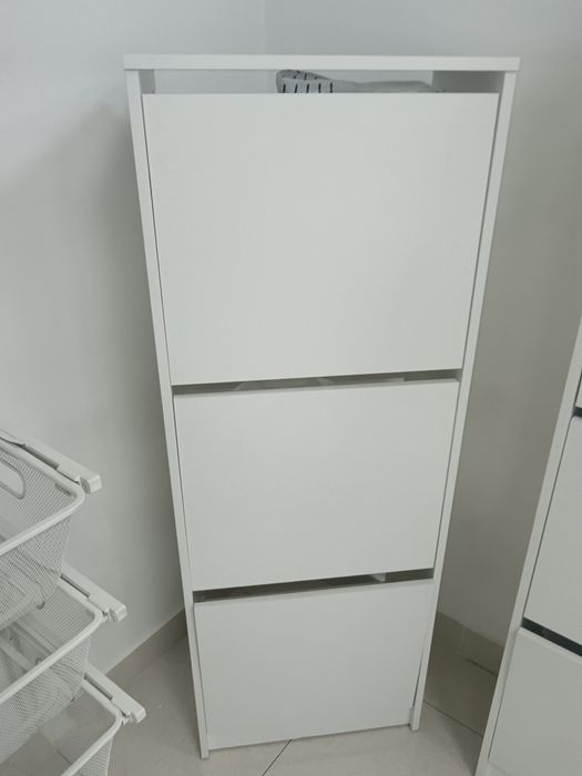 Продается обувница