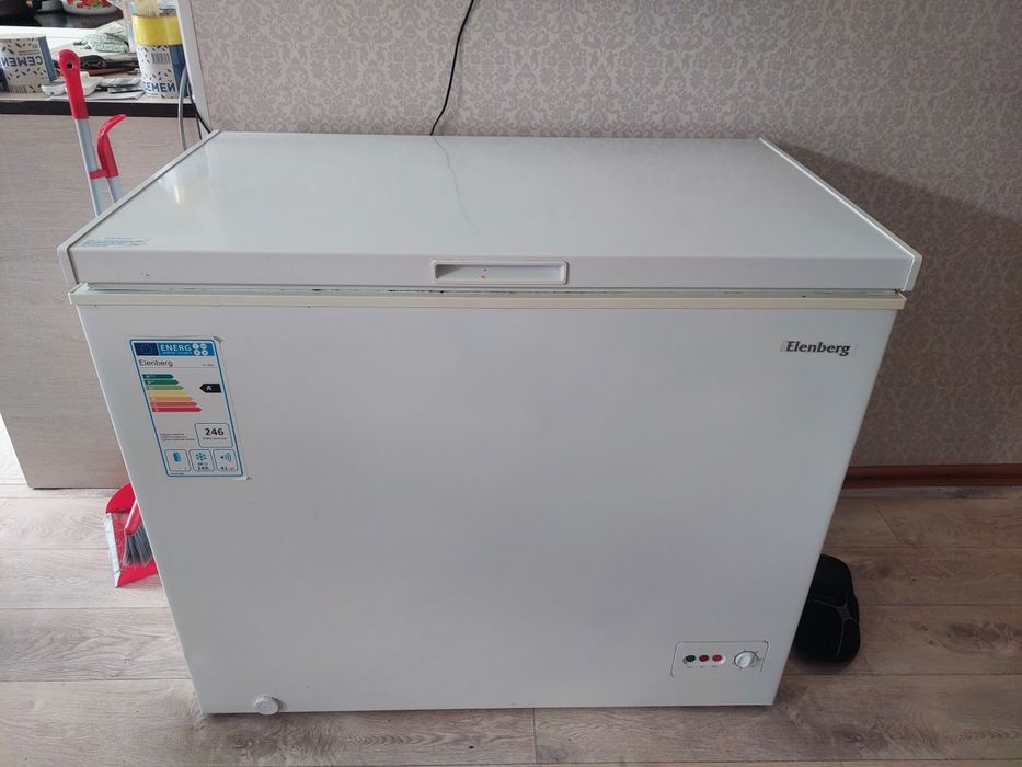 Продам морозильную камеру