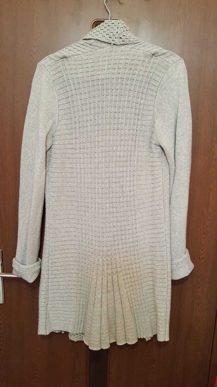 Vând cardigan gri, mărimea 40