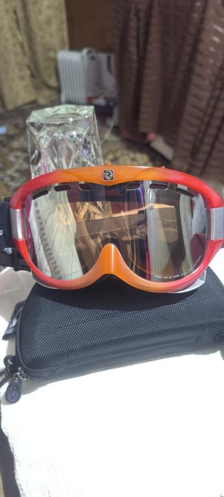 Два разные оригинал очки