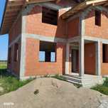 Casa 3 camere + living zona Cihei teren 500mp