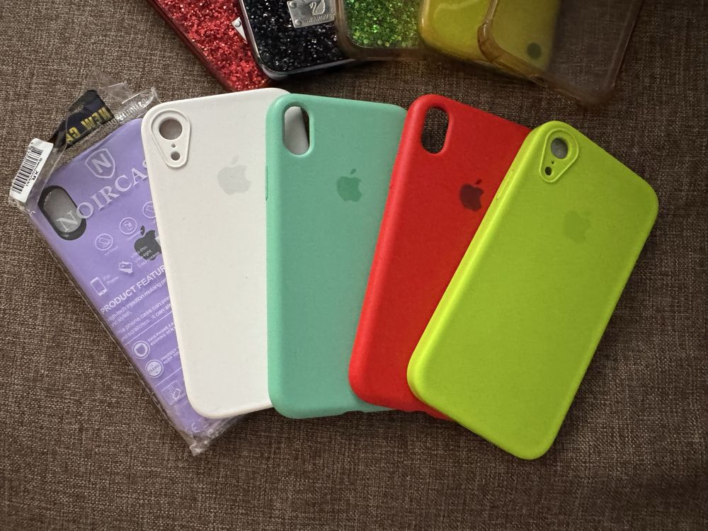 Чехлы на Iphone XR