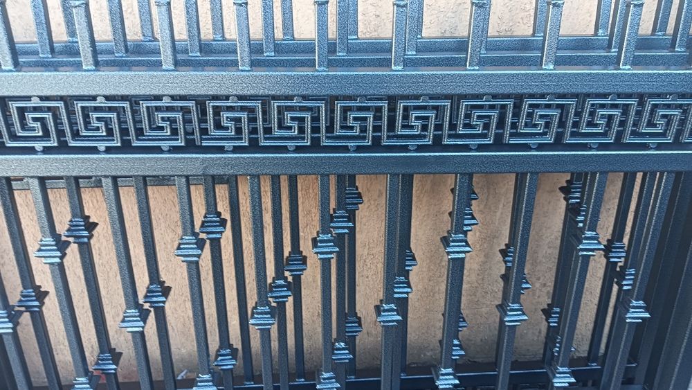 Garduri și porți, balustrade