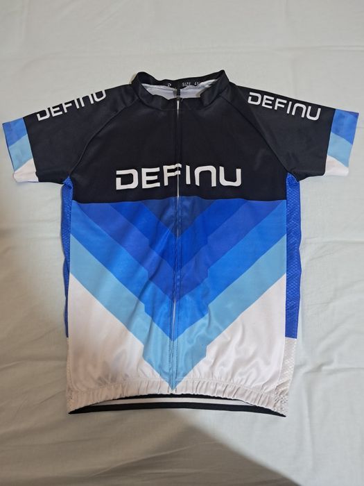 Продам б/у вело футболку