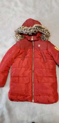 Демисезонная куртка на мальчика 4-5 лет  De Facto