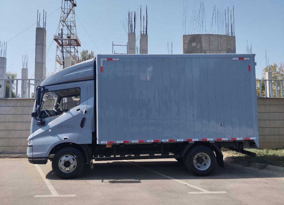 BYD T5 gruzavoy moshina