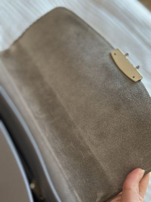 FURLA metropolis medium любима чанта в сиво