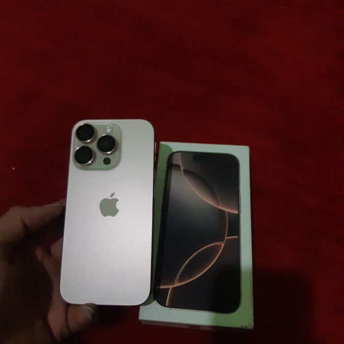 Iphone 16 pro desert 98 yomks