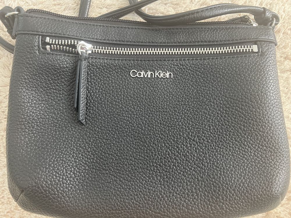 Дамска чанта Calvin Klein