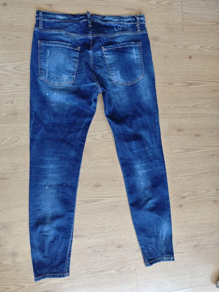 DSQUARED2  дънки
