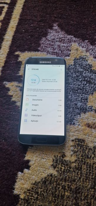Samsung Galaxy  S7