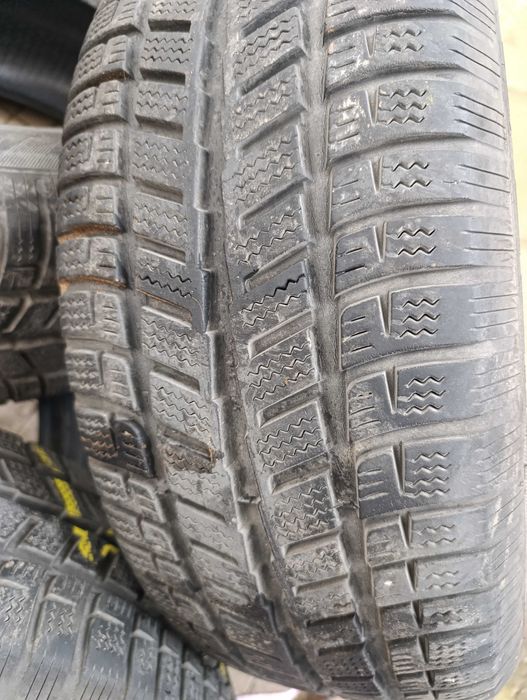 Зимни гуми в добро състояние !