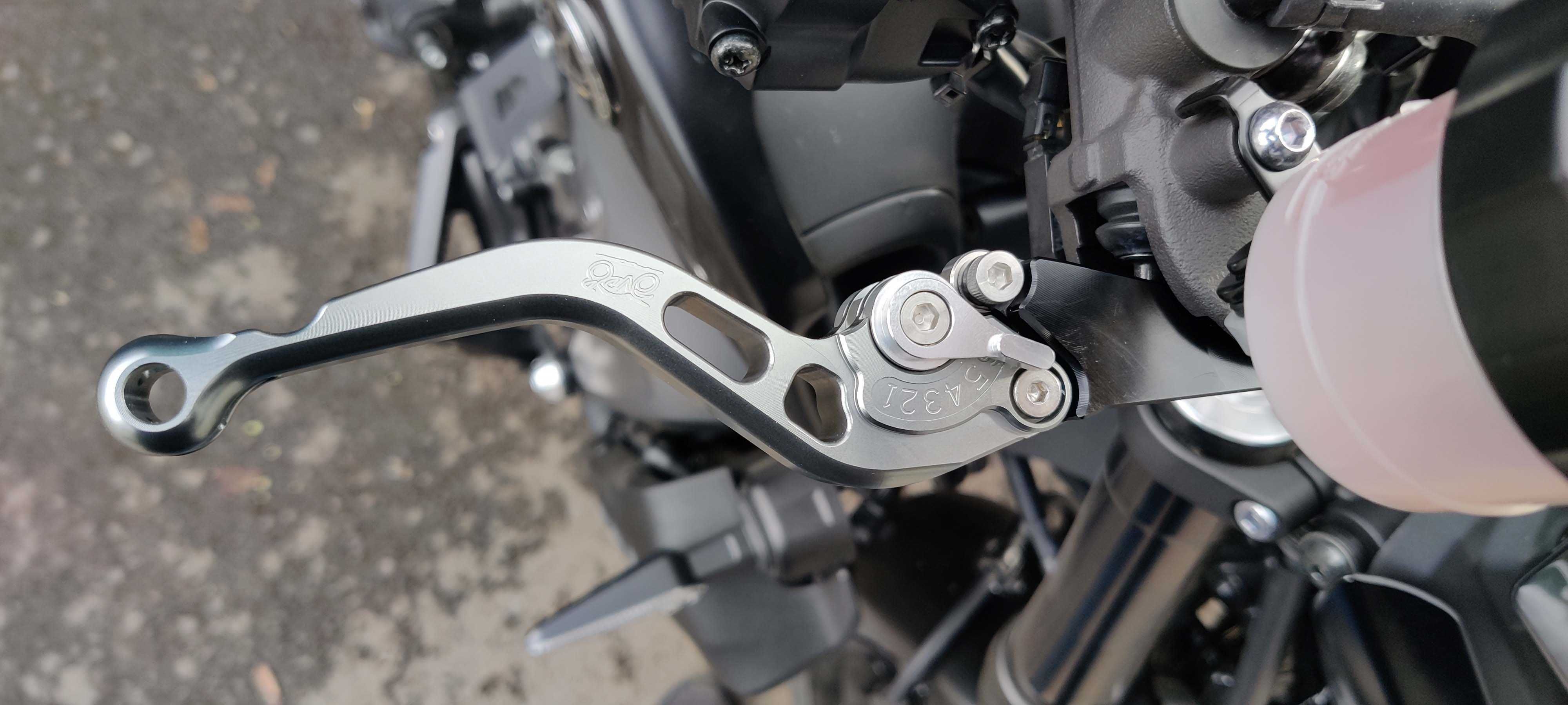 Levier / Maneta Ambreiaj Frana Yamaha Compatibil MT09 MT10 R6 R1