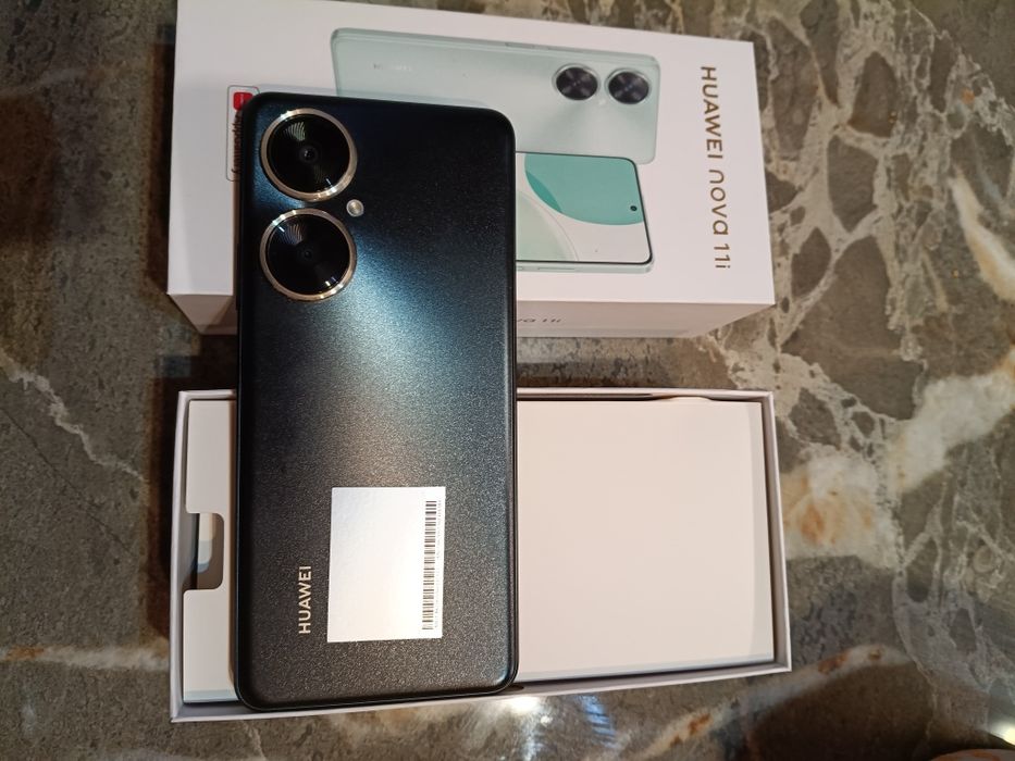 Huawei nova 11 i