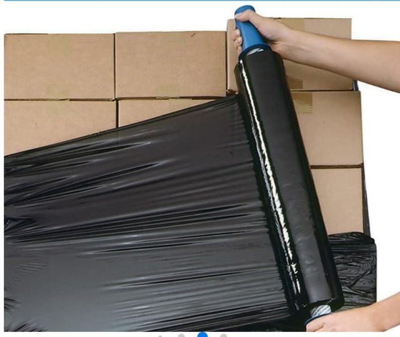 Folie ambalat  stretch 2,5 kg -3,0 kg ,culoare neagra și alba