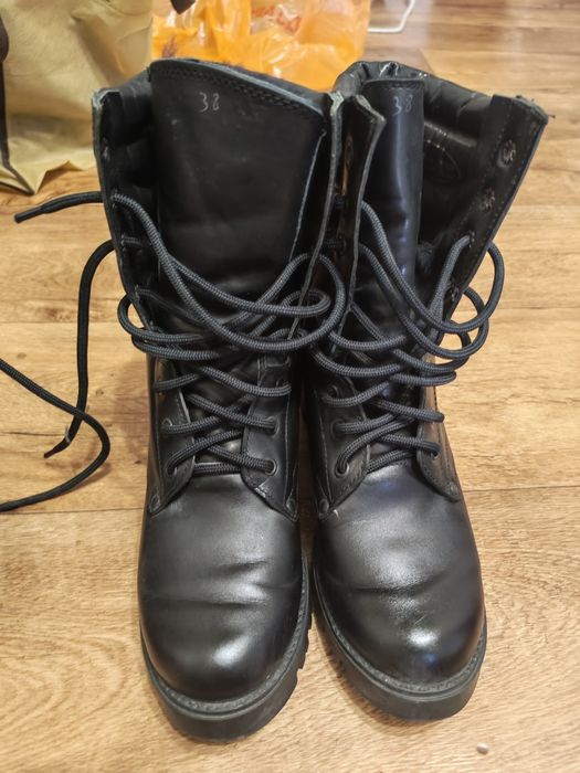 Продам новые берцы
