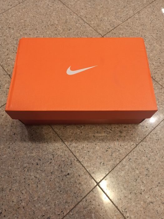 Дамски маратонки Nike 36 номер