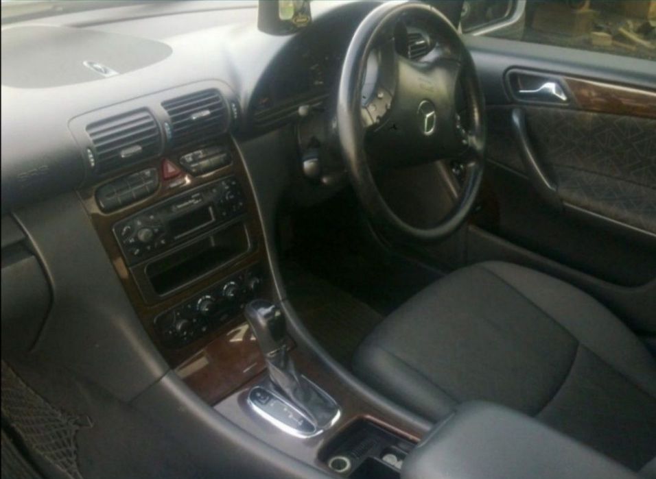 Trapa turela electrica mercedes c class c220 2.2 cdi W203