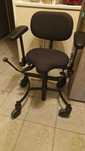 Scaun cu rotile ergonomic
