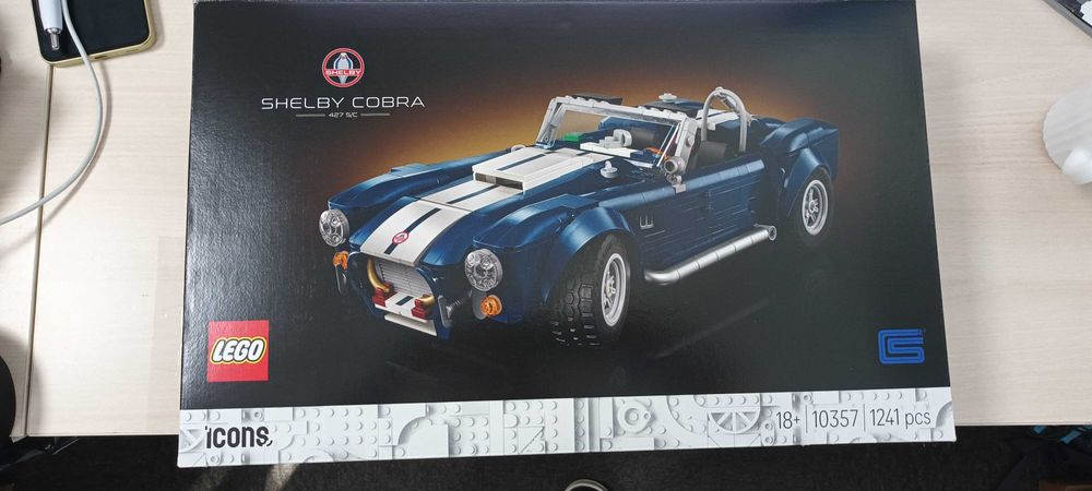 Продавам лего 10357 Shelby