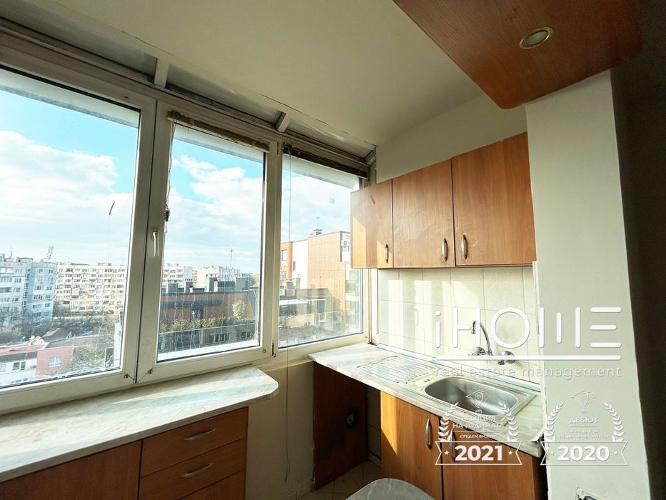 Продава се Тристаен апартамент в София, Света Троица - 75 кв.м за 1947 €/кв.м - Снимка #7