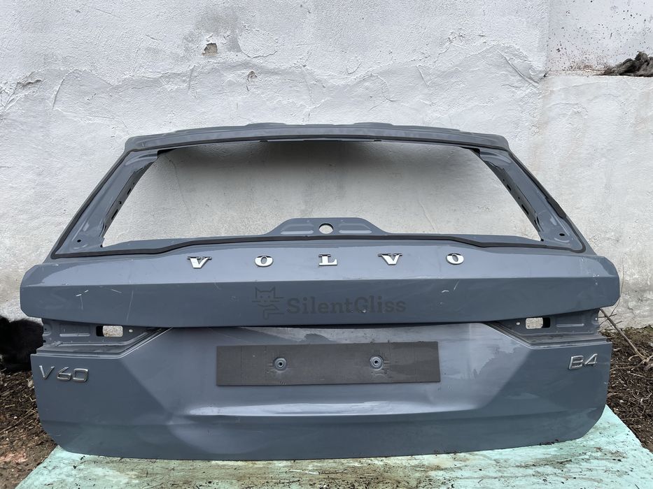 Заден капак багажник за Volvo V60 B4 Kombi Волно В60 Б4  2022г- 2бр