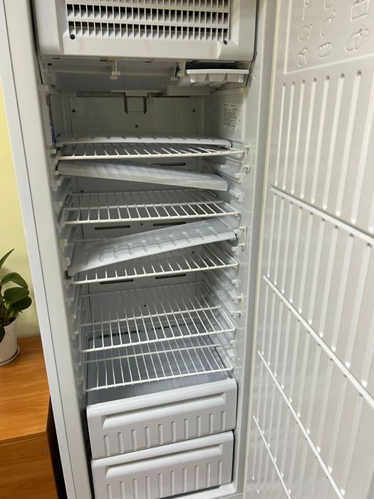 Продам морозильную камеру , состояние хорошое
