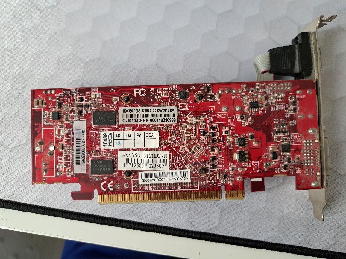 Vând placa video visionteck radeon