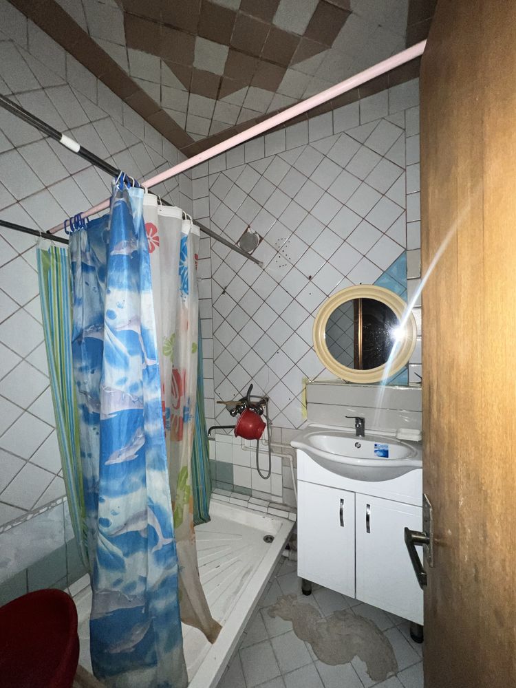 Продаётся квартира 2х комната на Дружба народов
