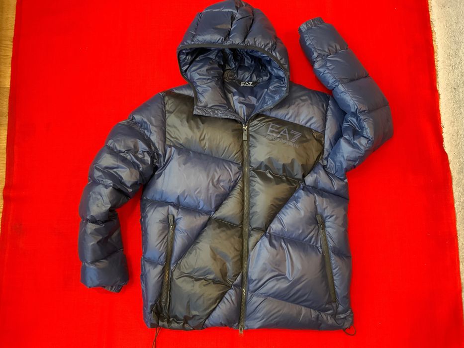 Emporio Armani-оригинално пухено яке 52л