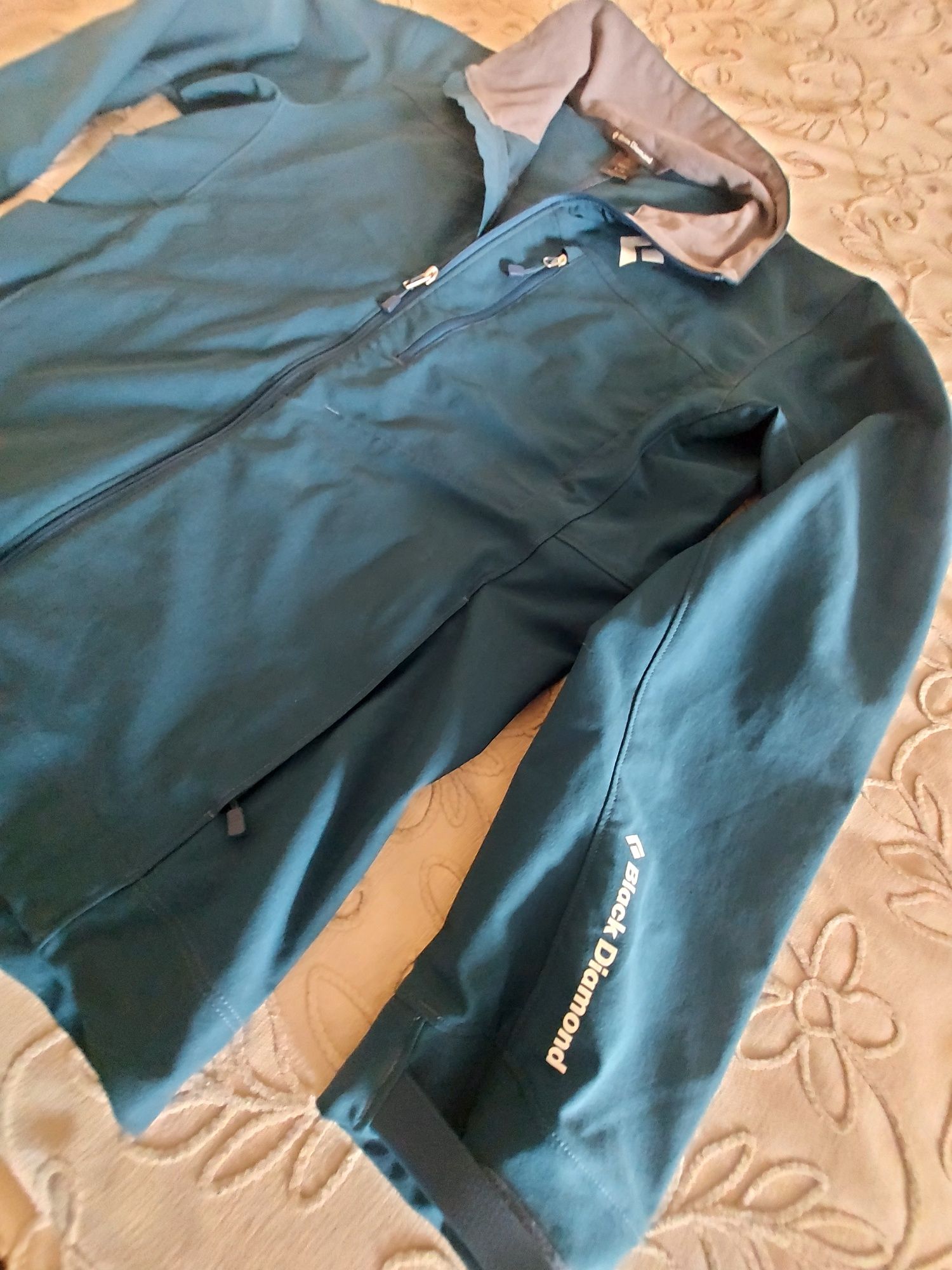 Туристическо softshell яке Black diamond размер L/XL