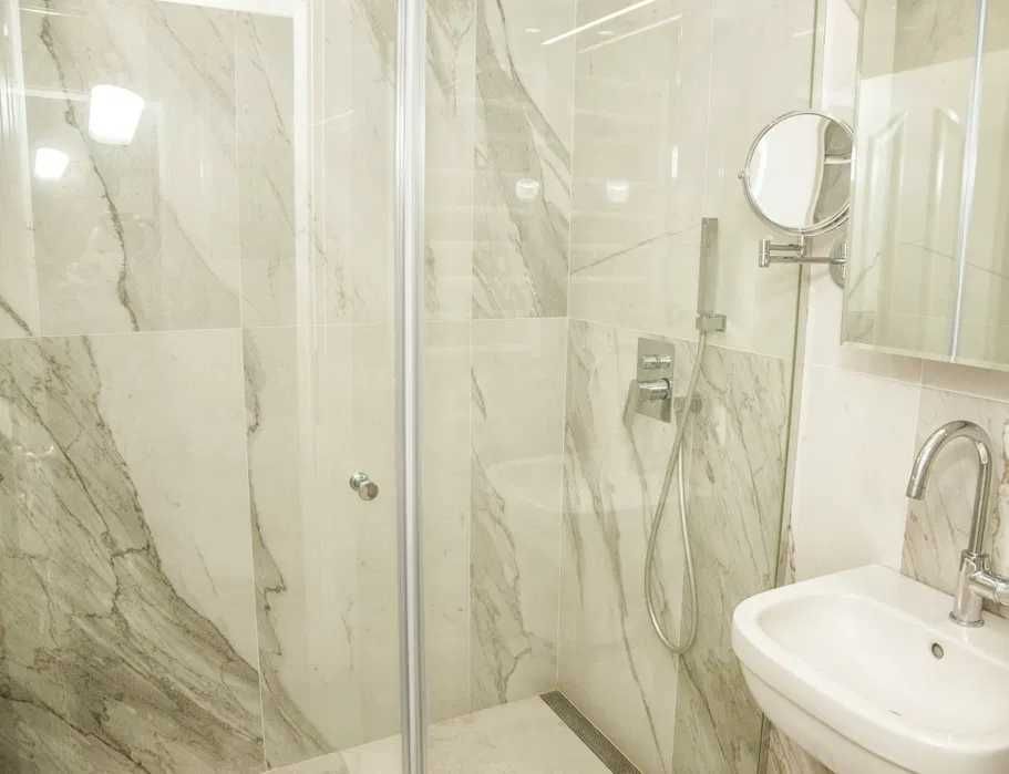 Продава се Тристаен апартамент в Пловдив, Център - 92 кв.м за 1070 €/кв.м - Снимка #3