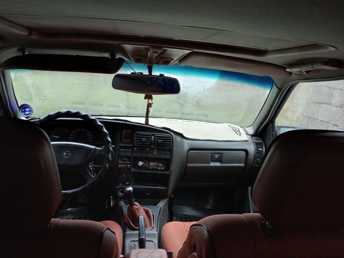 Opel omega a sotiladi