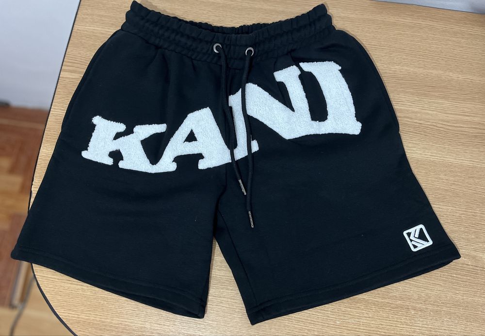 Pantaloni scurți Karl Kani