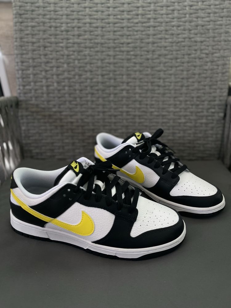 Nike Dunk Low Black/Yellow 42.5