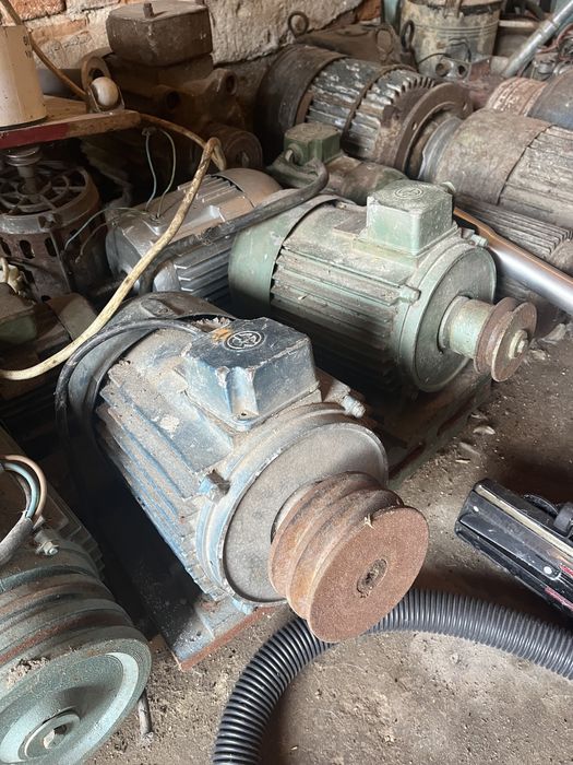 Motor electric trifazat