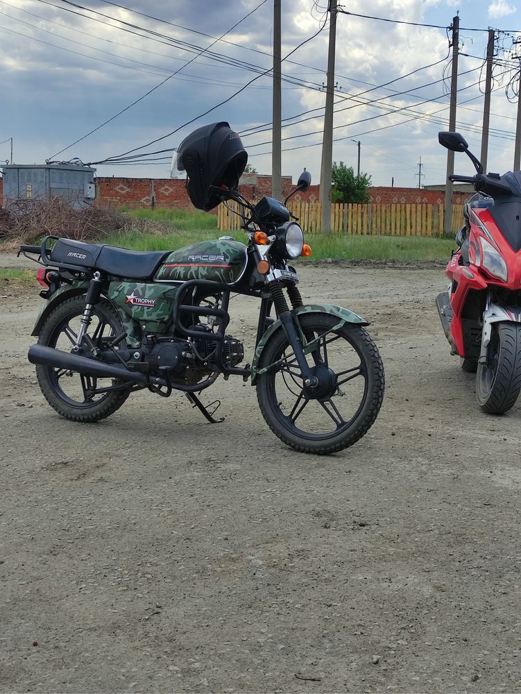 Продам мопед рейсер трофи 110cc