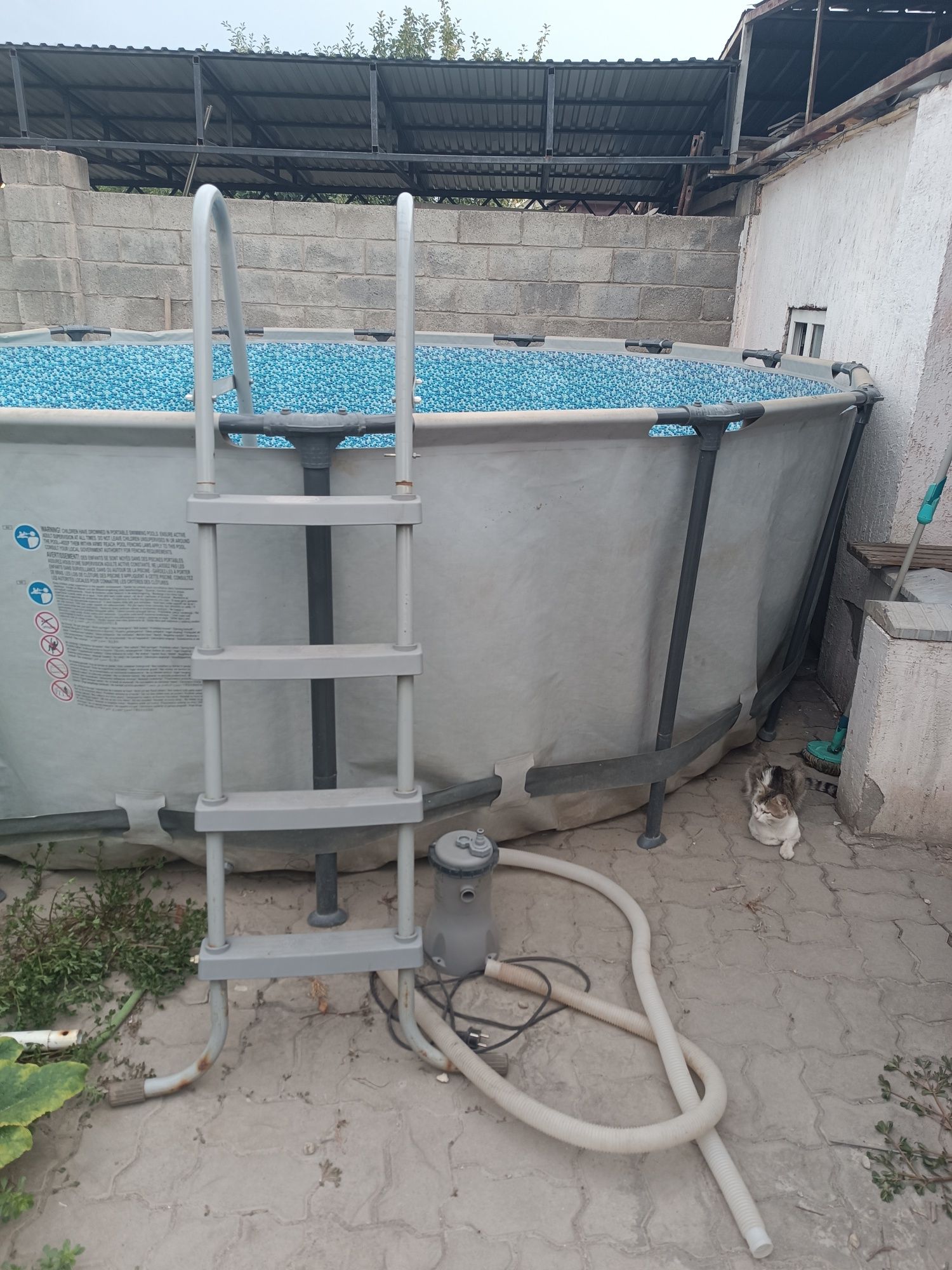 Бассейн Bestway 425х120 б/у